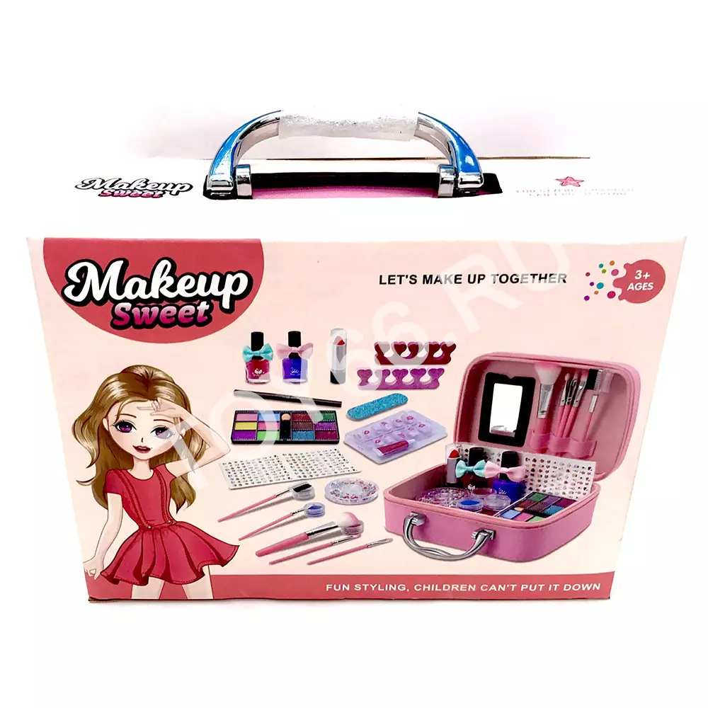 Набор косметики в чемодане 768-7